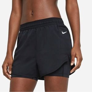 Nike Black Tempo Luxe Running shorts—size M